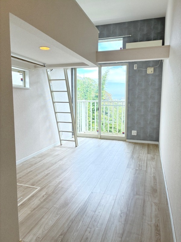 居室・リビング　※別部屋参考写真