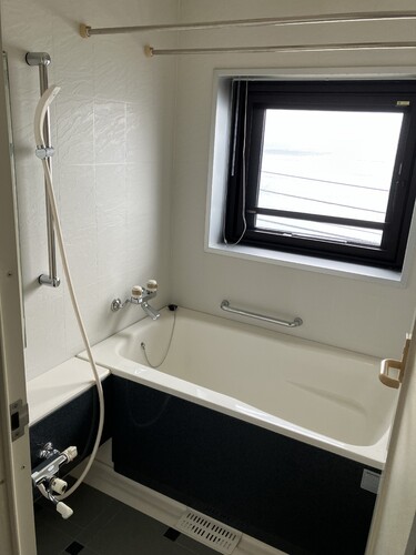 バス・シャワールーム　バスルーム