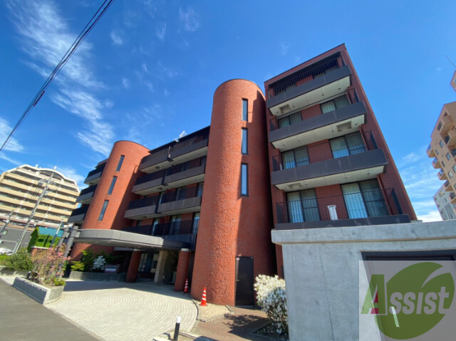 建物外観　札幌市中央区南１４条西「スパシエルクス山鼻」