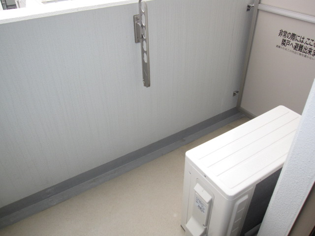 バルコニー　バルコニー