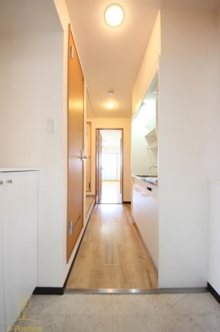 玄関　嵜本レジデンス福島