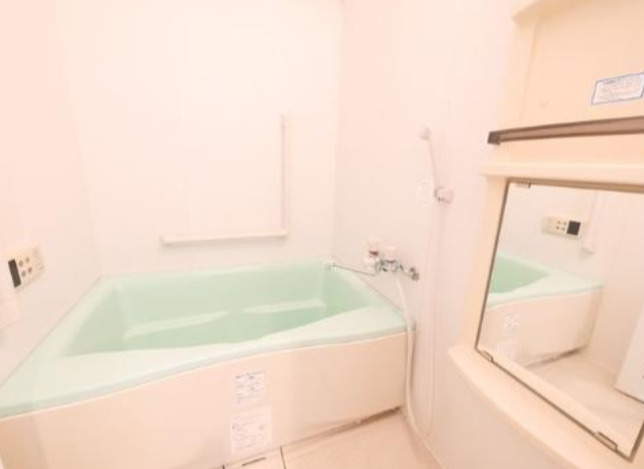 バス・シャワールーム　別号室参照写真