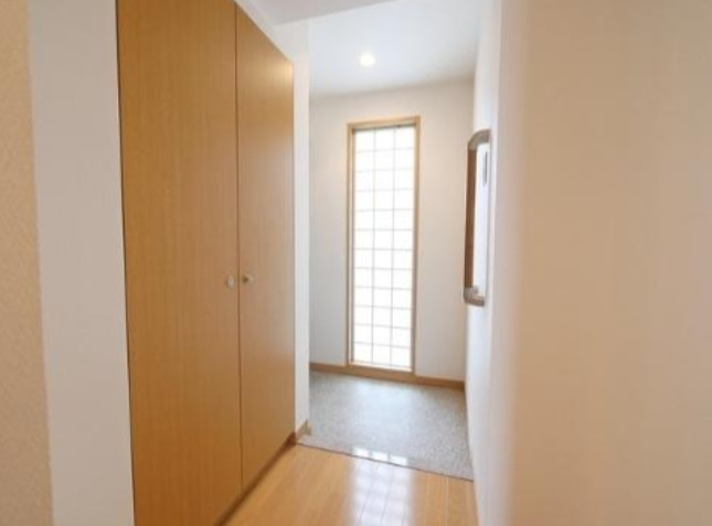 玄関　別号室参照写真