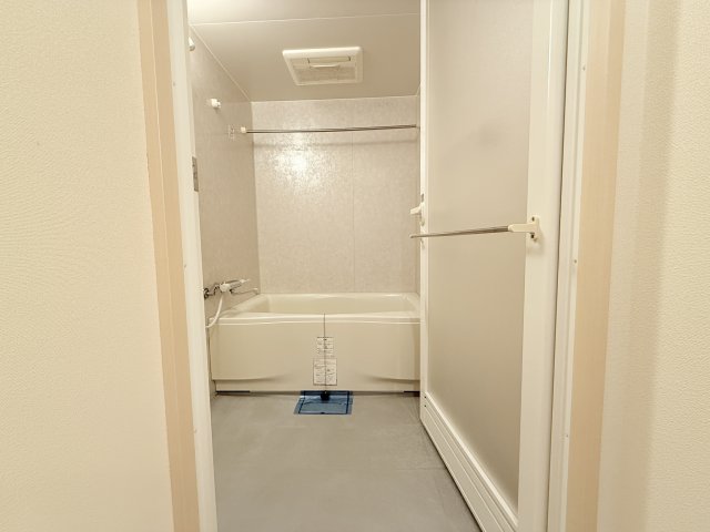 バス・シャワールーム　同一タイプです。