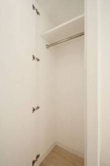 収納　同タイプ別部屋のお写真です