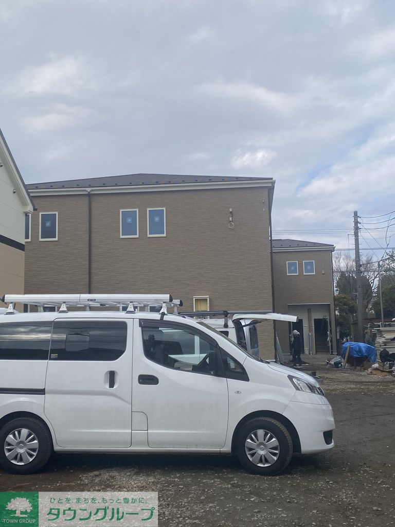 エントランス　駐車場