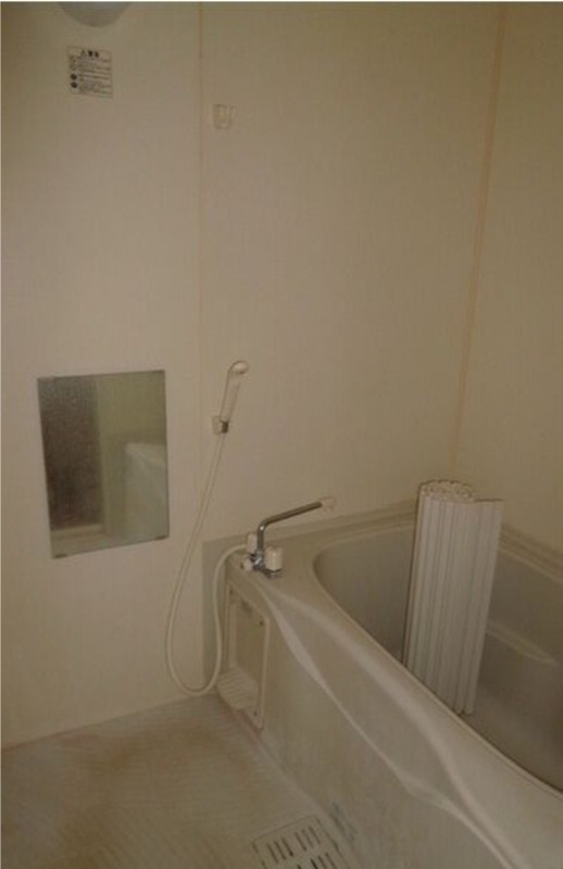 バス・シャワールーム　図面と現状に相違がある場合には現状を優先