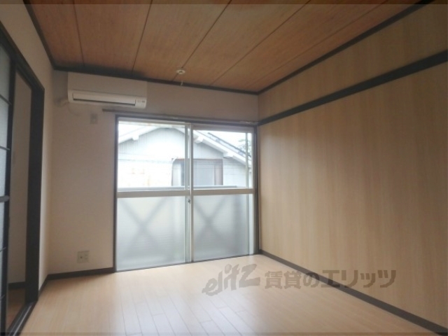 居室・リビング　洋室