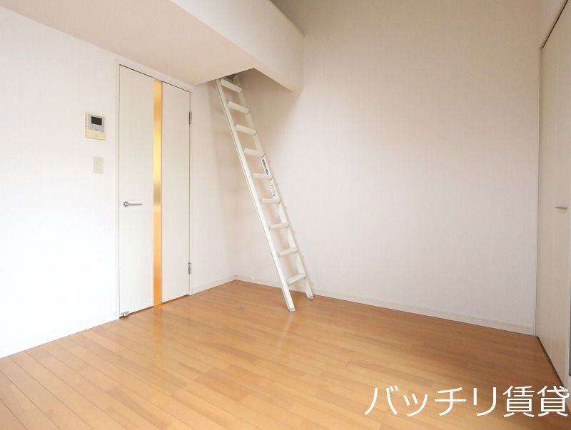 居室・リビング　同型タイプの為現状を優先致します。