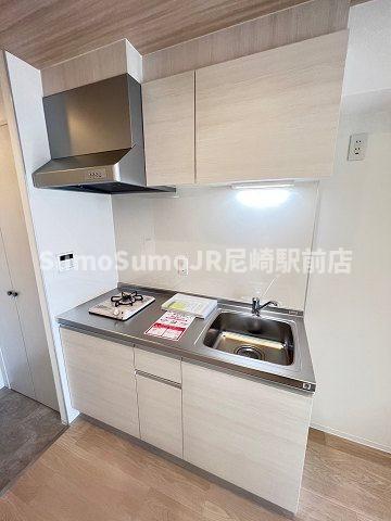 キッチン　コンパクトなキッチンで掃除もラクラク