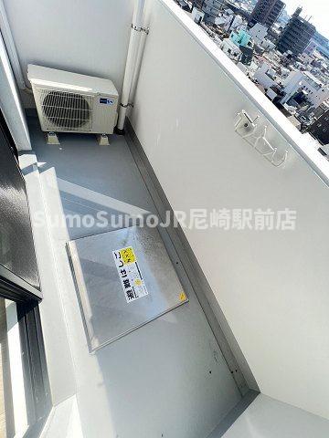 バルコニー　バルコニーからの眺めを楽しみながら食事をしませんか