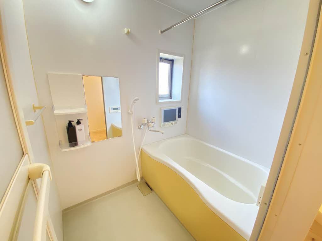 バス・シャワールーム　バス