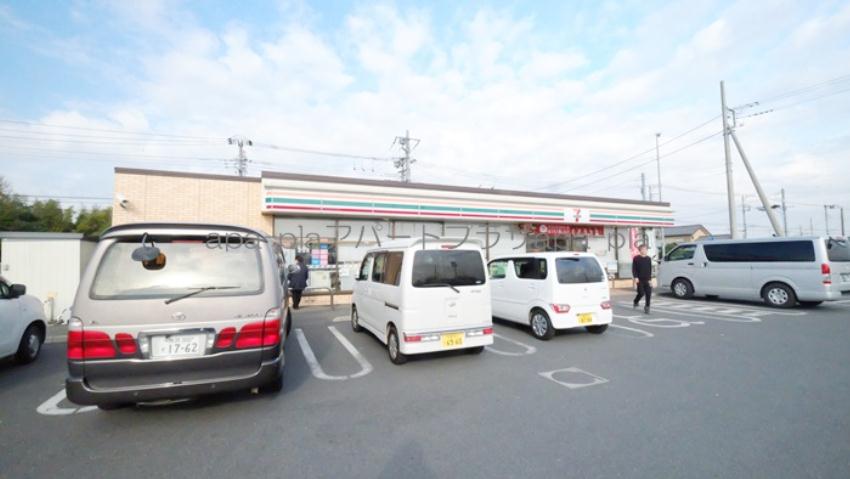 コンビニ　セブンイレブン（コンビニ）まで408m