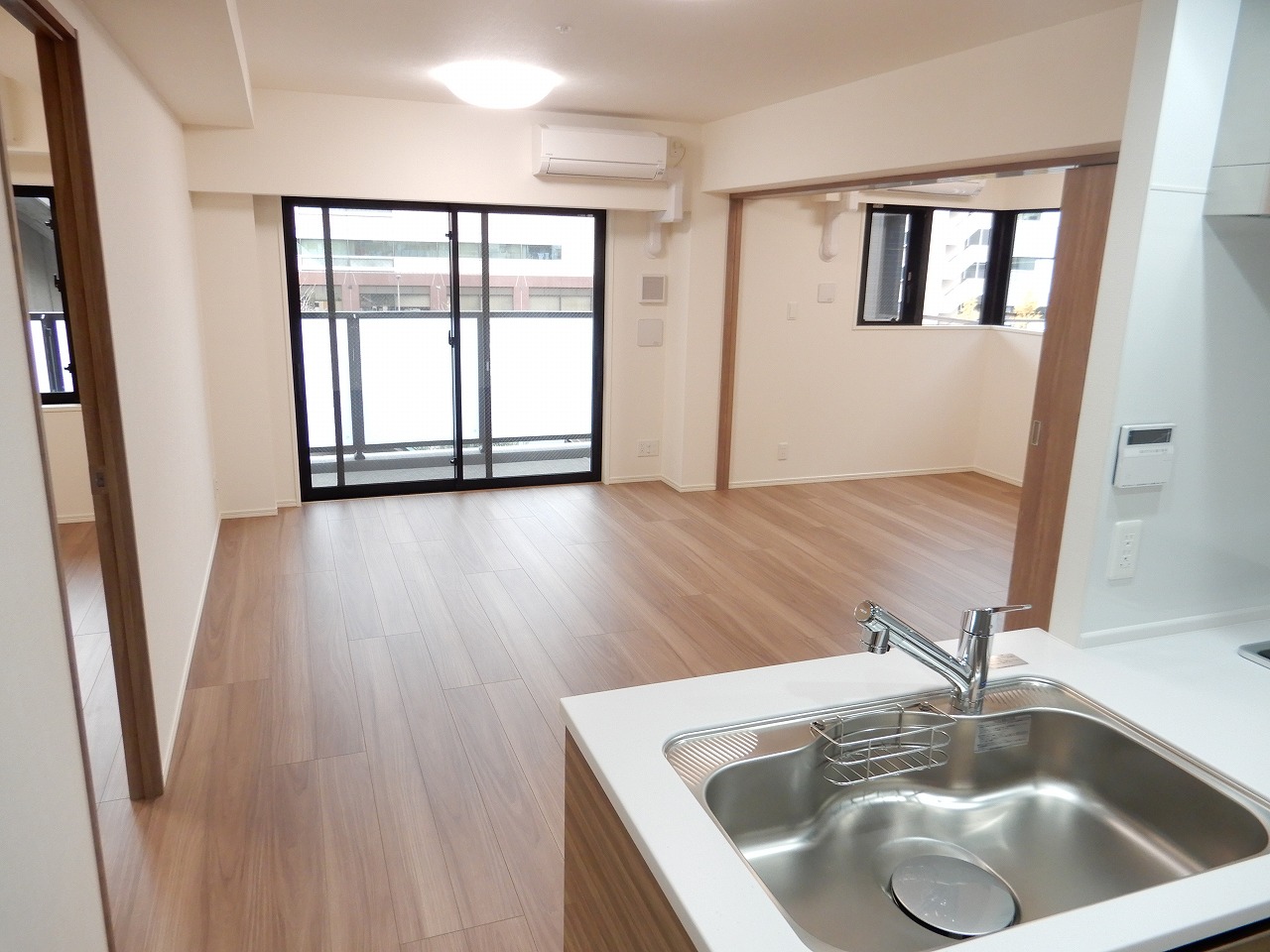 居室・リビング　14.4帖の広々リビング♪