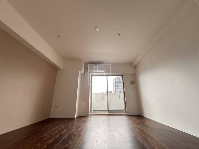 居室・リビング　セレニテフラン本町　リビング・ダイニングスペース