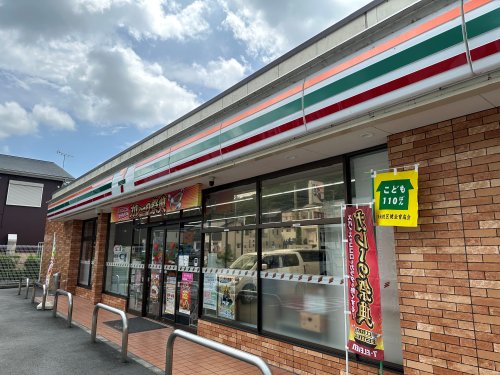 コンビニ　セブンイレブン豊橋多米中町店（コンビニ）まで388m
