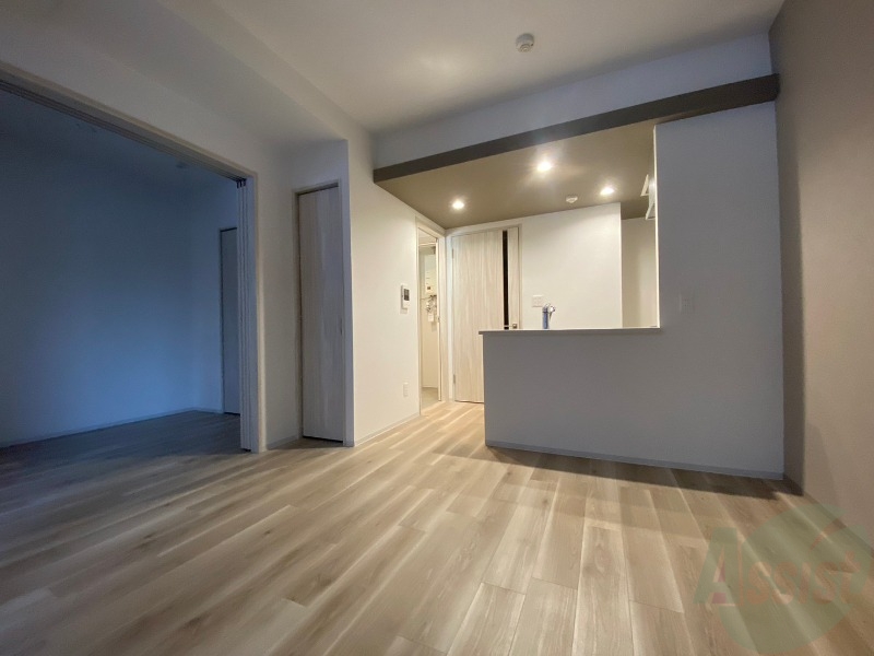 居室・リビング　広くてきれいなリビングです！快適に過ごせそうですね。