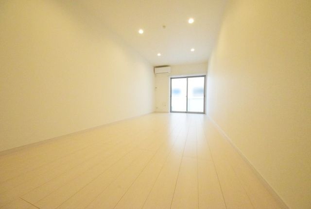 居室・リビング　広々居室