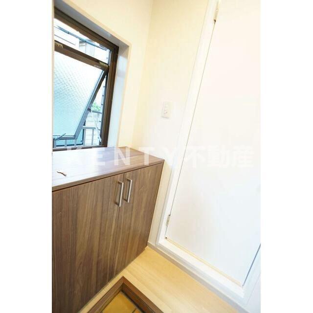 玄関　落ち着いた玄関です