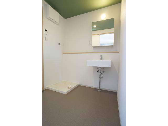 洗面設備　写真は他の号室です