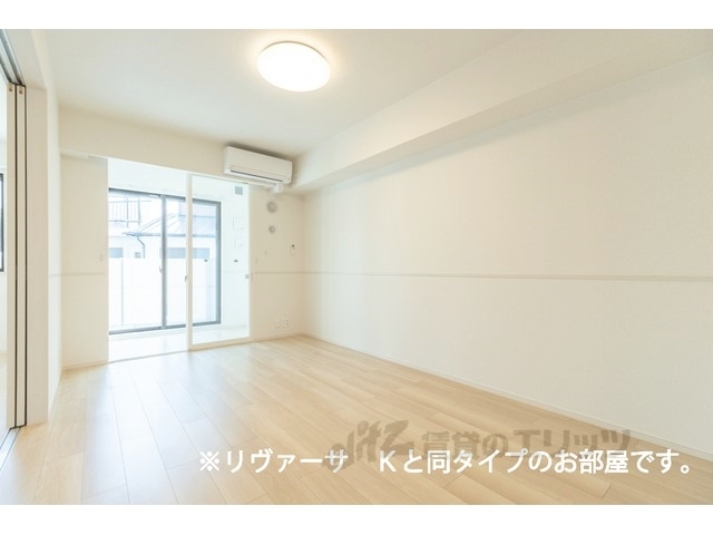 居室・リビング　リビング