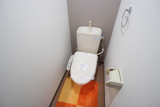 トイレ　※別部屋の写真です