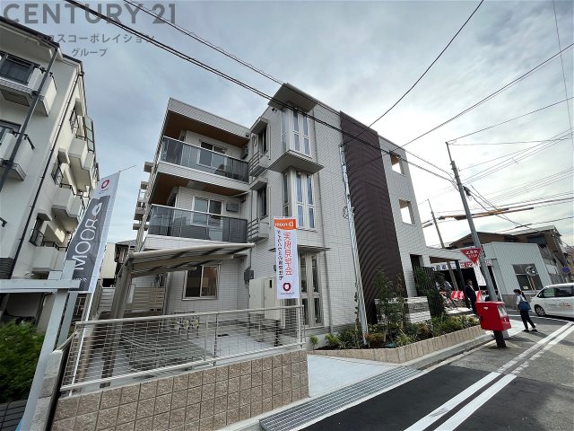 建物外観　安心のオートロック付き♪