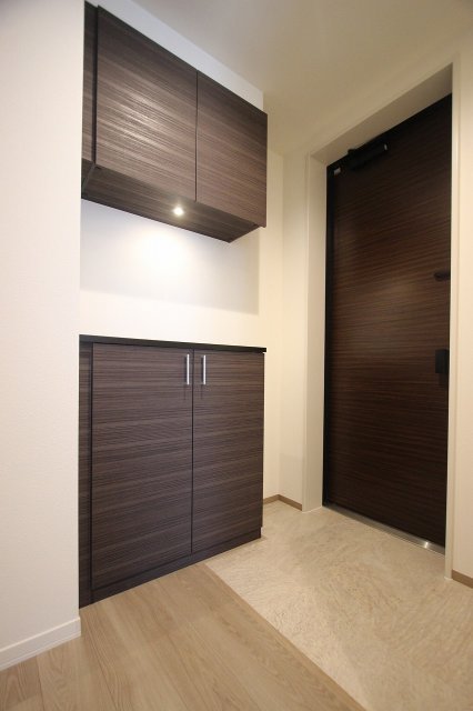 玄関　同物件、別号室の写真