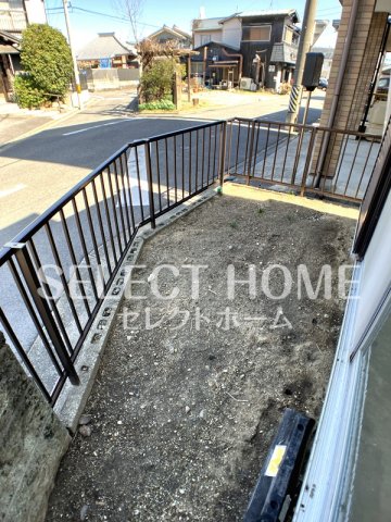 庭　簡単な家庭菜園も楽しめるお庭です