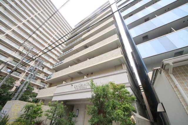 建物外観　ラグレース福島