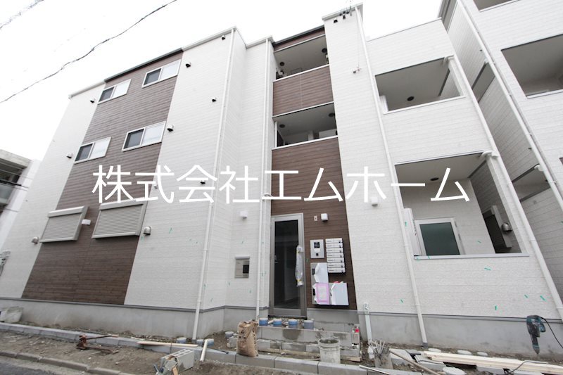 建物外観　外観　オートロック付　宅配ＢＯＸ有り