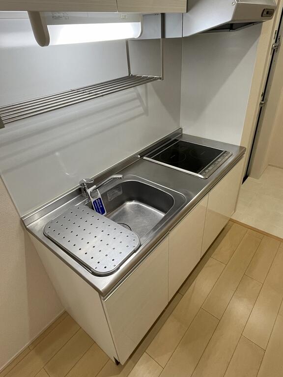 キッチン　※同タイプ同モデルを使用