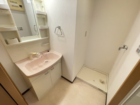 洗面設備　※別部屋の写真です