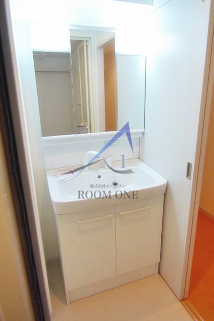 洗面設備　洗面台です。
