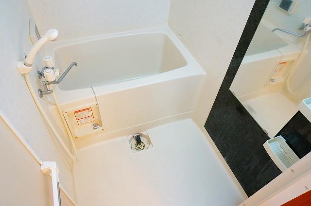 バス・シャワールーム　浴室