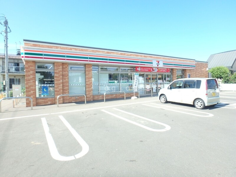 コンビニ　セブンイレブン士別東6条店（コンビニ）まで461m