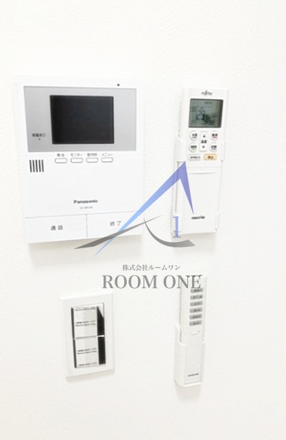 セキュリティ　モニター付インターホンです。