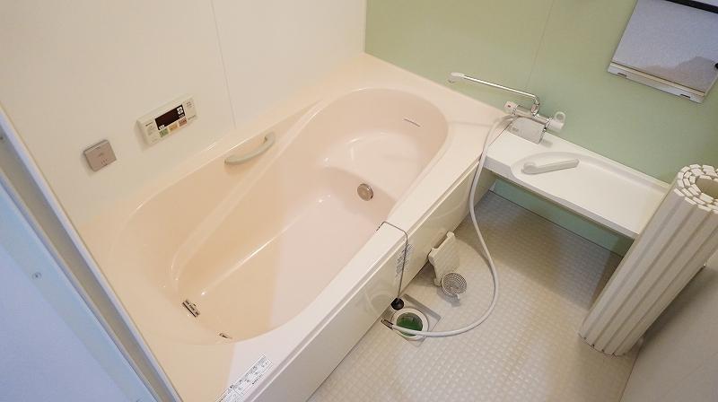 バス・シャワールーム　浴室