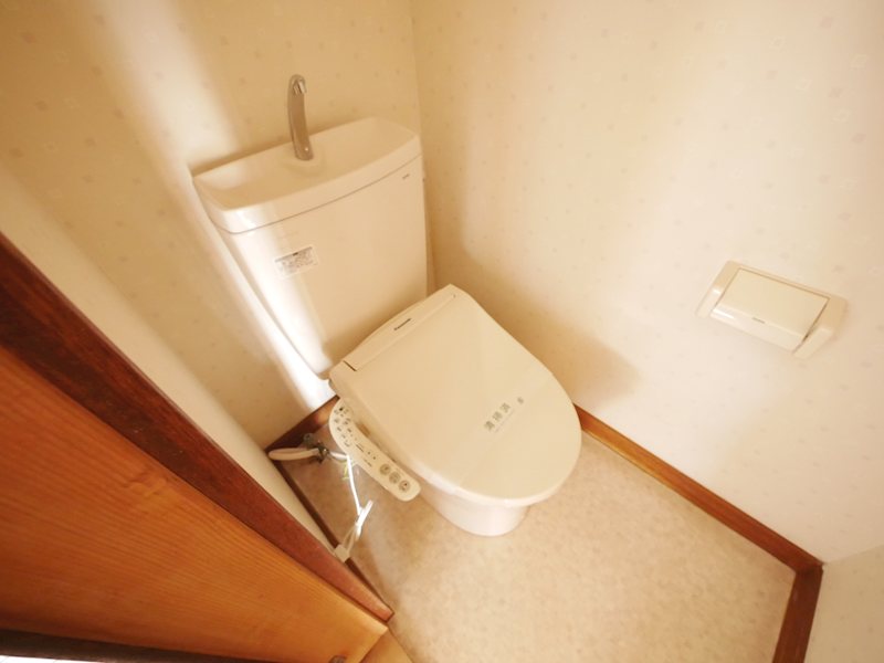 トイレ　ウォシュレット