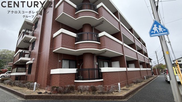 建物外観　閑静な住宅街