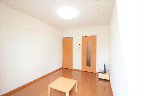 居室・リビング　退寮をお考えの方には家具家電付きがおススメ！