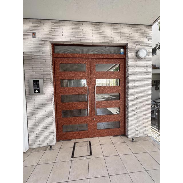 居室・リビング　ゆったり過ごせる居間です