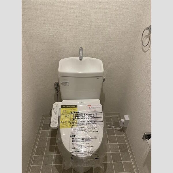 トイレ　コンパクトで使いやすいトイレです♪