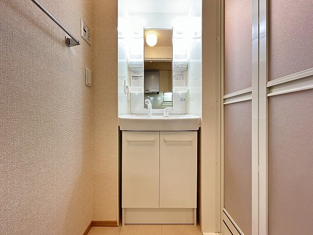 洗面設備　同マンション別部屋
