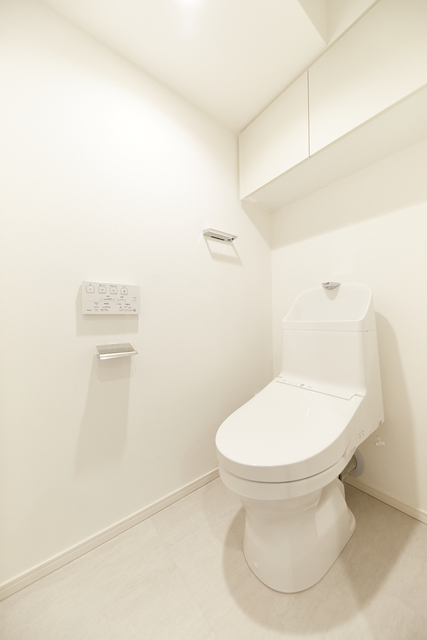 トイレ　※写真は同タイプ住戸です。