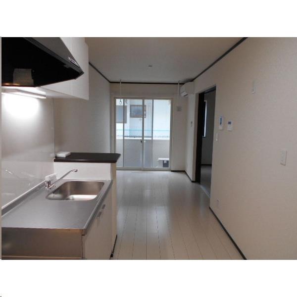 居室・リビング　すべて参考写真です。