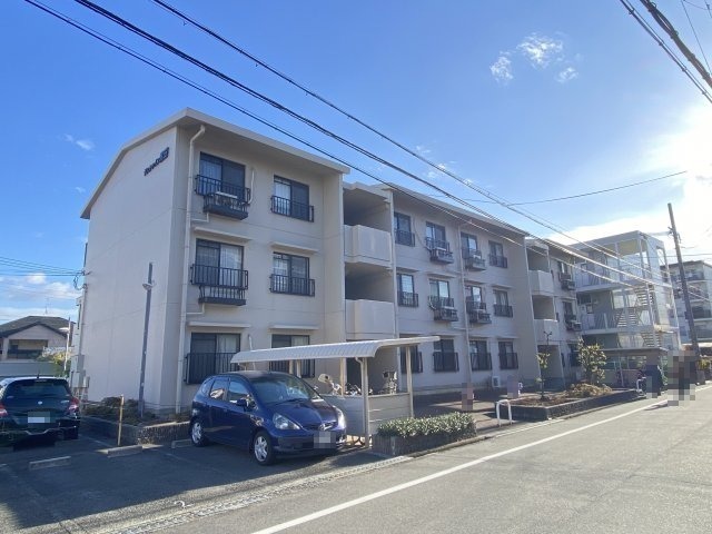 建物外観　落ち着いた雰囲気の外観です