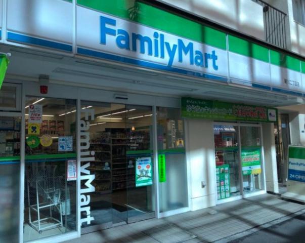 コンビニ　ファミリーマート新川二丁目店（コンビニ）まで44m