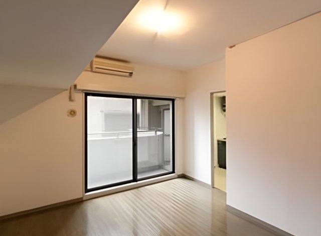 居室・リビング　☆広々とした居室☆