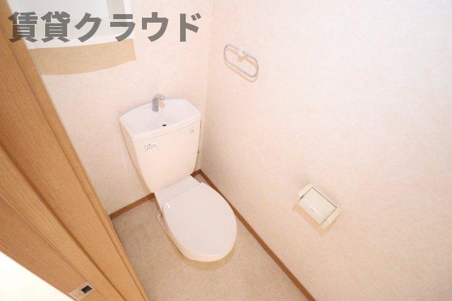 トイレ　ゆったりとした空間のトイレです